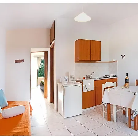 Argo Aparthotel